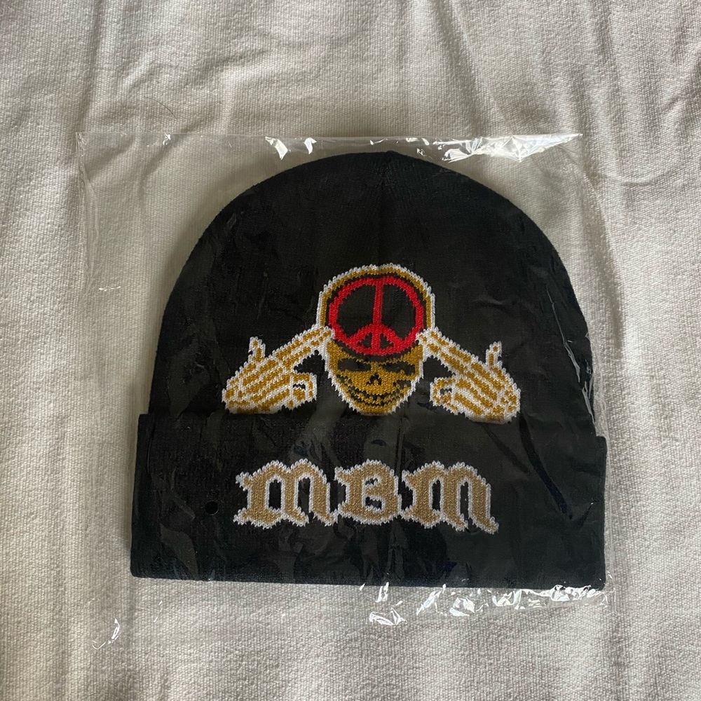 MBM peace of mind beanie - NEW